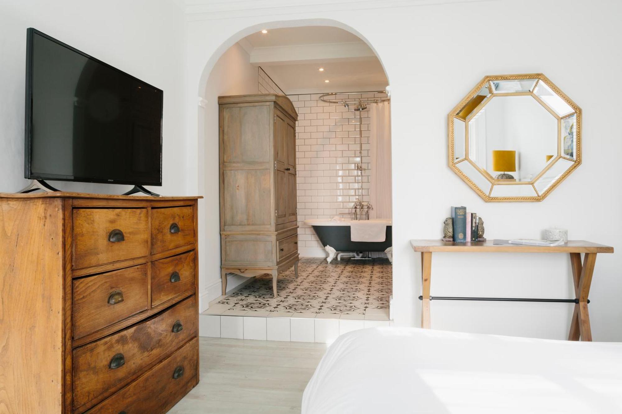 Merchants Manor Spa Фалмът Екстериор снимка